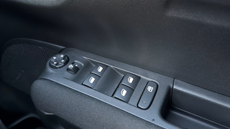 Citroen C3 Aircross 1.2 PureTech 110 Max 5dr Petrol Hatchback